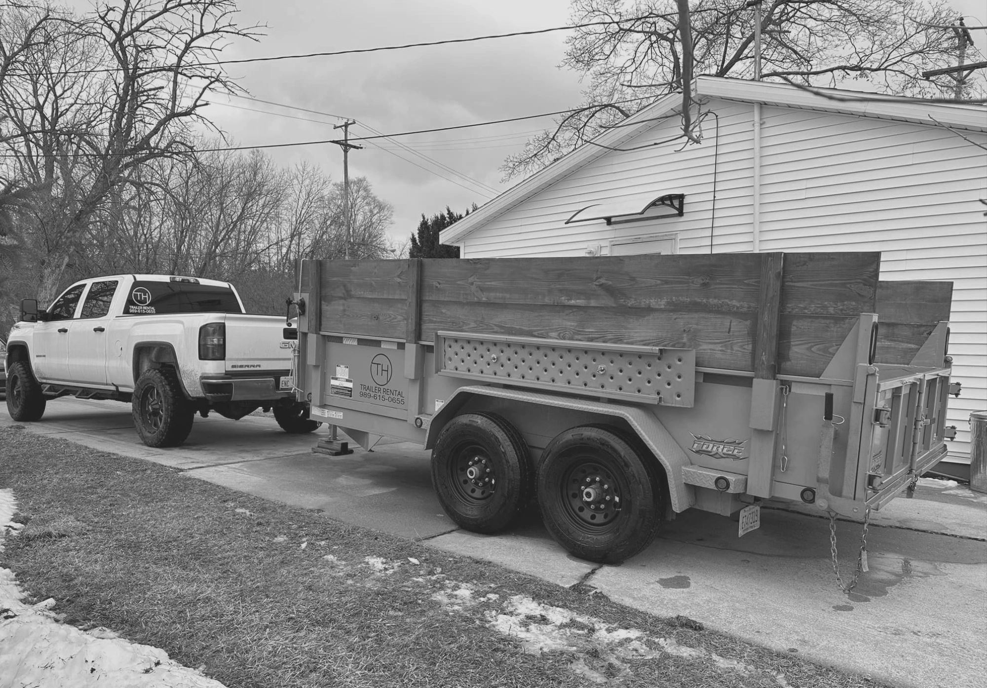 TH Trailer Rental in Midland, Míchigan